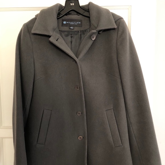 Kenneth Cole Reaction Women’s wool pea coat (sz 4) - Picture 2 of 5